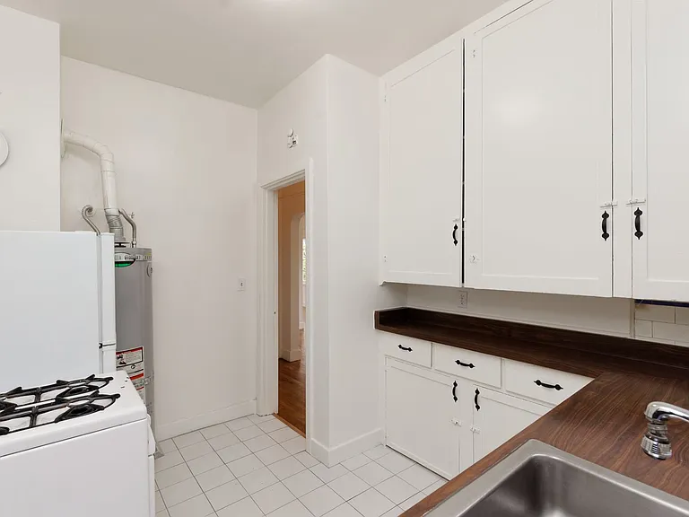 970 Vermont St — Photo 11