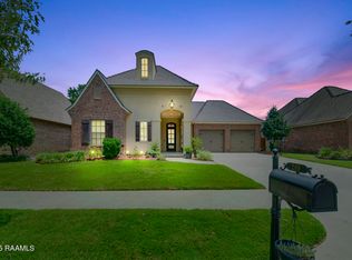 208 Rue De Frejus, Broussard, LA 70518