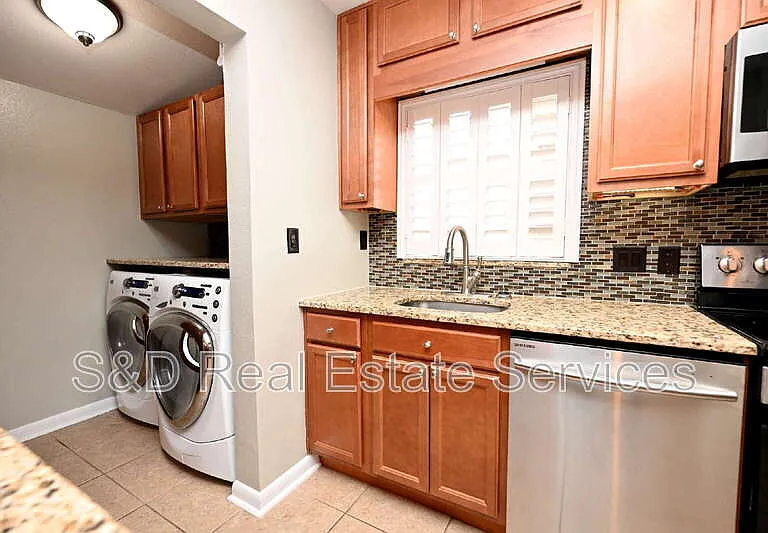 2025 Sylvester Rd #P3 — Photo 6