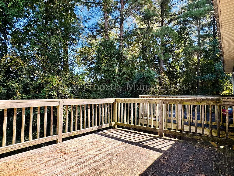 107 Lullwater Dr #201 — Photo 19