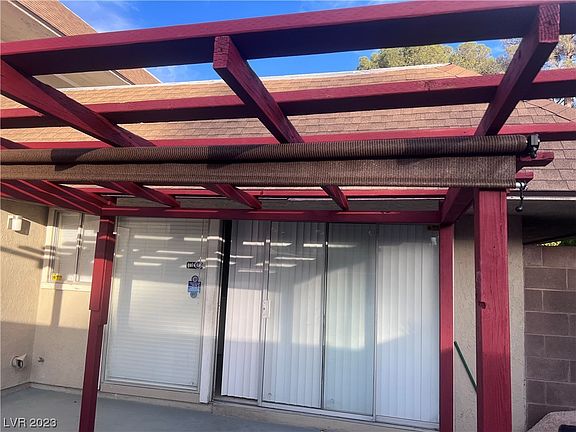 4th image of 2460 Paradise Village Way