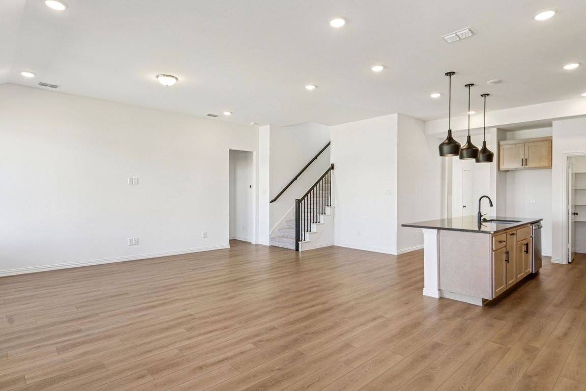 next background image