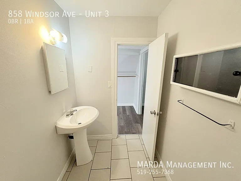 858 Windsor Ave #3 — Photo 8