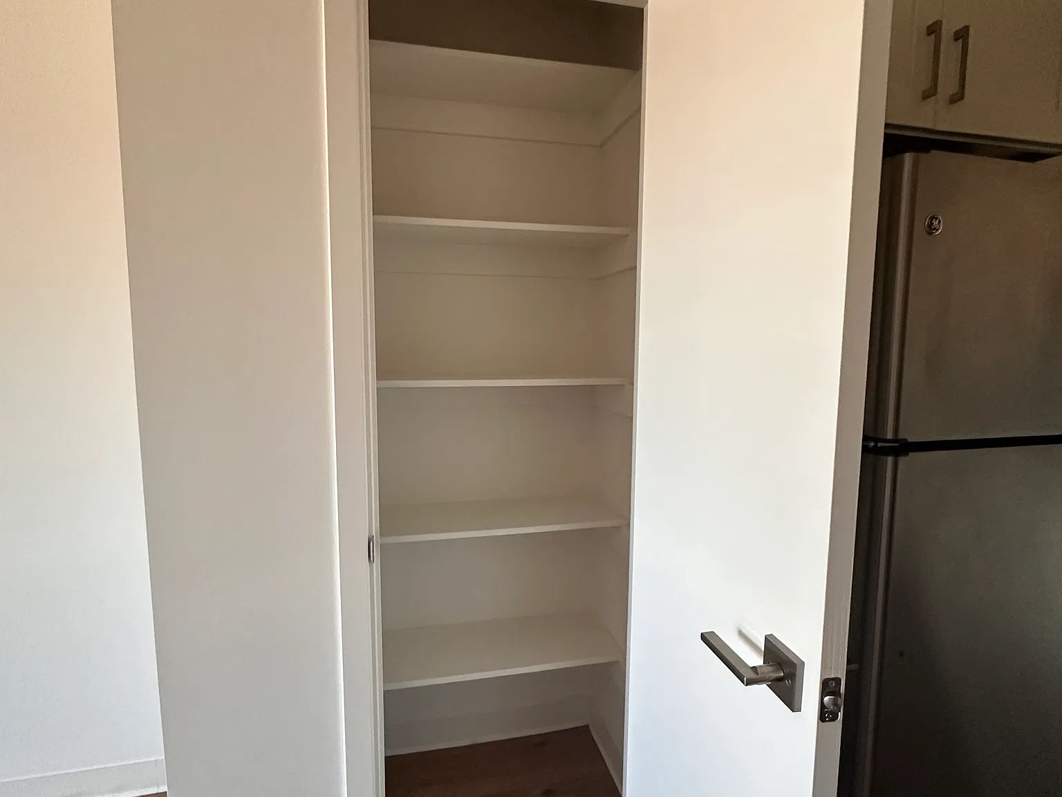 2 bed, 1150 sqft, $3,300 — Photo 2