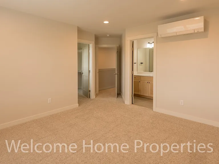 2 NE Hadley Way — Photo 22