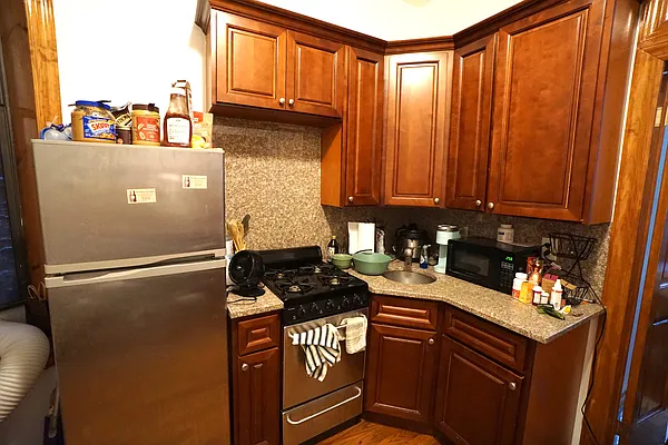 Rented by Best Apartments North Inc | media 12