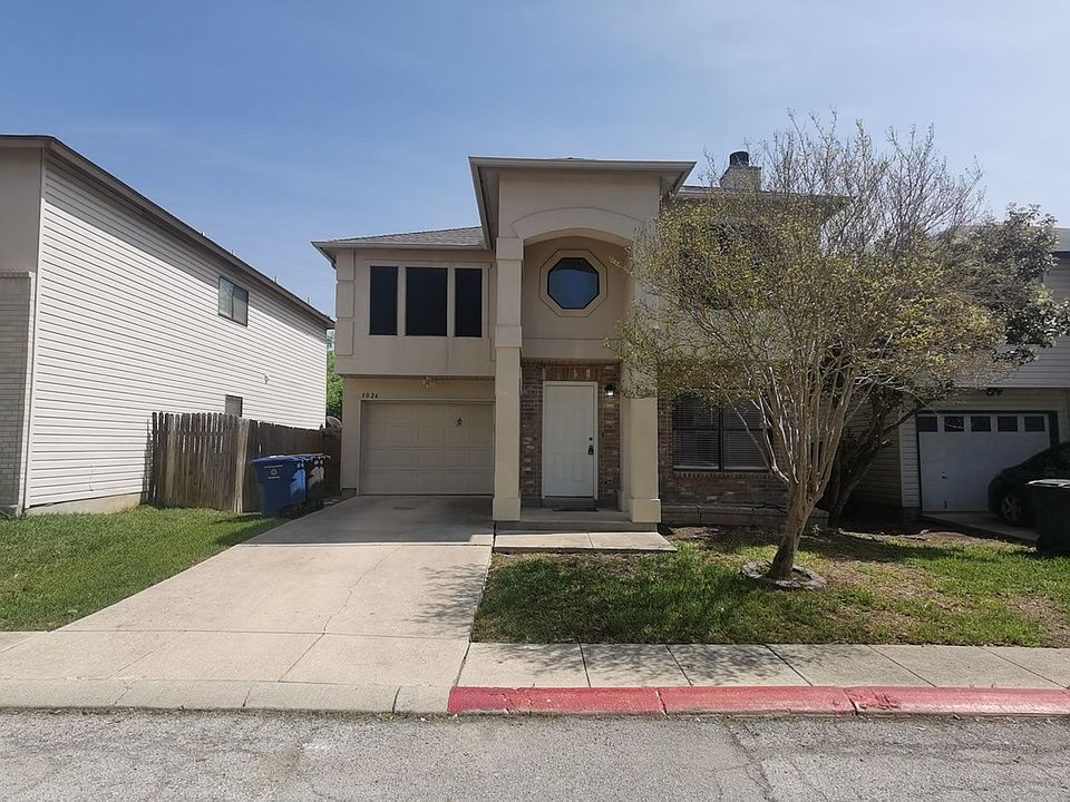 1st image of 9026 Mountain Field Dr