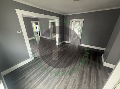 5th image of 2153 W 96th St