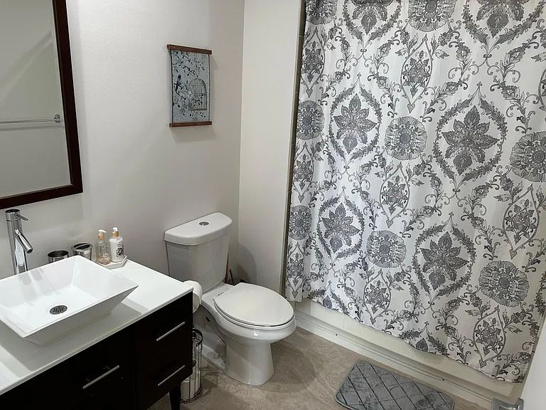 1551 N Flagler Drive Lph #17 — Photo 22
