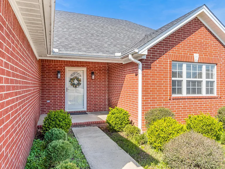 2213 Caleb Dr — Photo 24