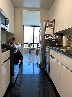 4th image of 525 E 72nd St APT 6F