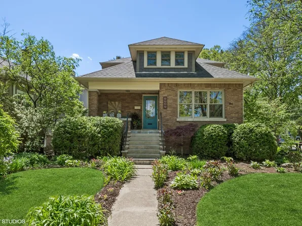1927 Henley St, Glenview, IL 60025