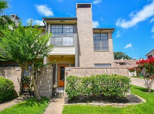 718 Country Place Dr APT H, Houston, TX 77079