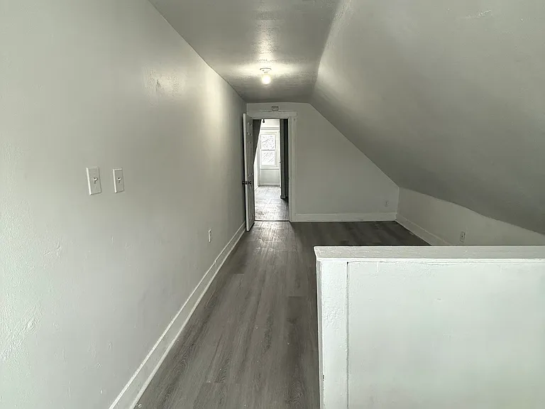 21 Edgar St #2 — Photo 14