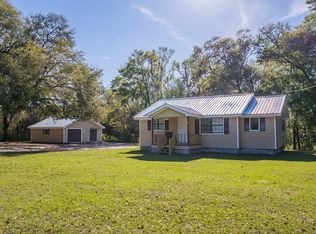 261 River Rd, Lakeland, GA 31635