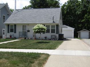 1038 S 15th St, Fort Dodge, IA 50501