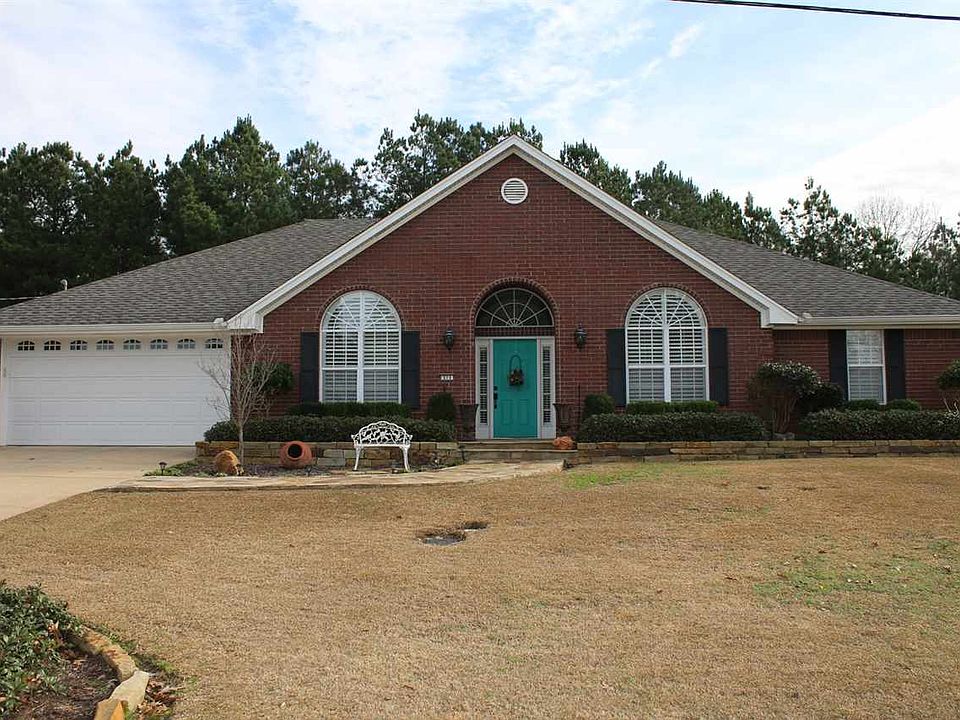 1st image of 510 Plantation Ln
