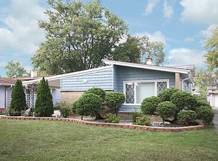 916 N Pleasant Dr, Addison, IL 60101