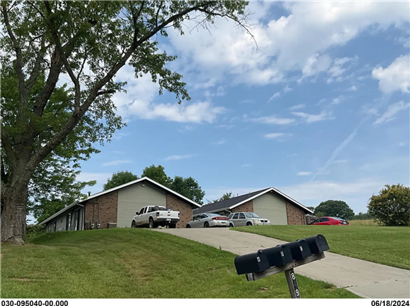 849 Beech Court Apts — Photo 1