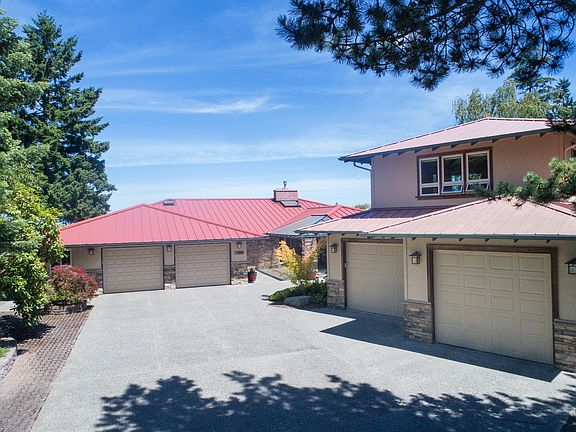 2nd image of 172 Vistas Dr