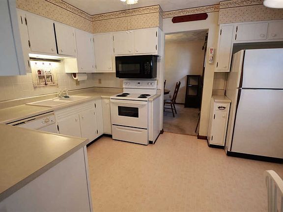 2nd image of 1017 Woodmere Dr