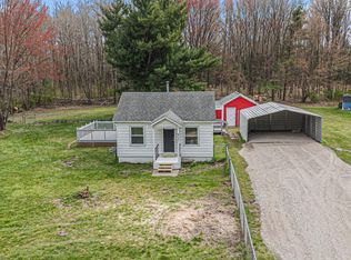 6731 Cline Rd, Fruitport, MI 49415