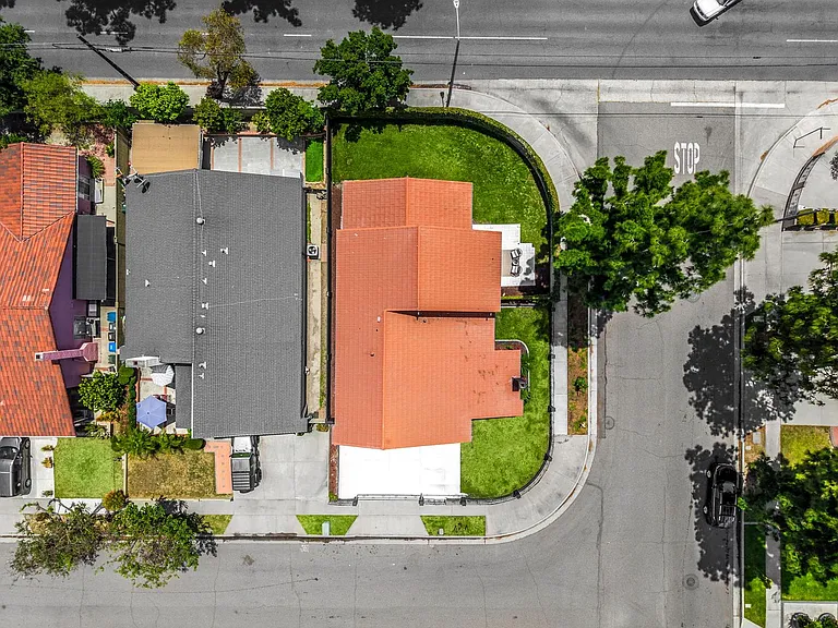 11502 Bingham St — Photo 9
