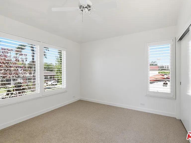 4164 Le Bourget Ave — Photo 27