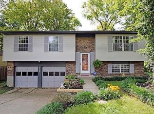 4788 Timberknoll Rd, Cincinnati, OH 45244