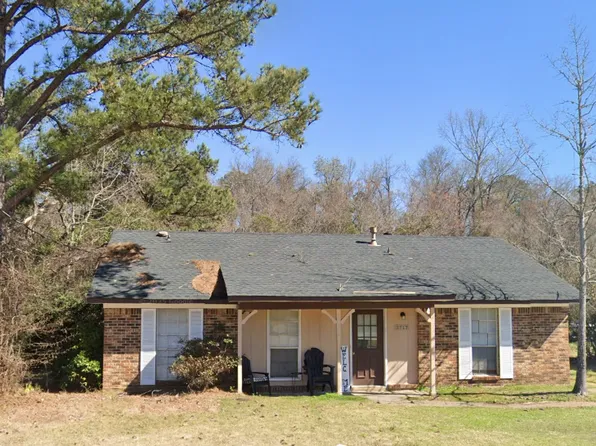 5717 Hyde Park Dr, Montgomery, AL 36117