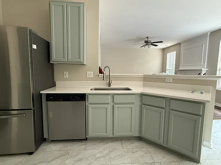 417 Holland Springs Dr — Photo 7
