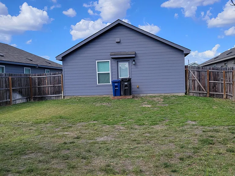 4126 Volcano Way — Photo 10