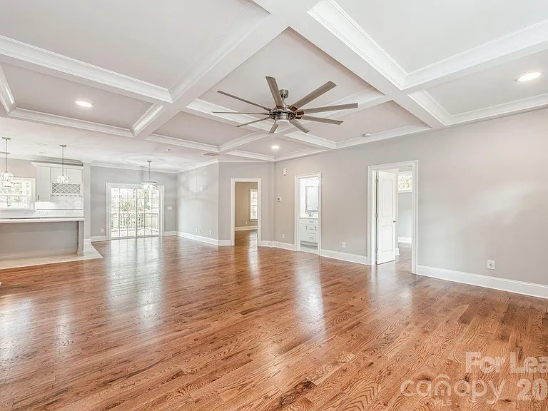 6513 Rockwell Blvd — Photo 5