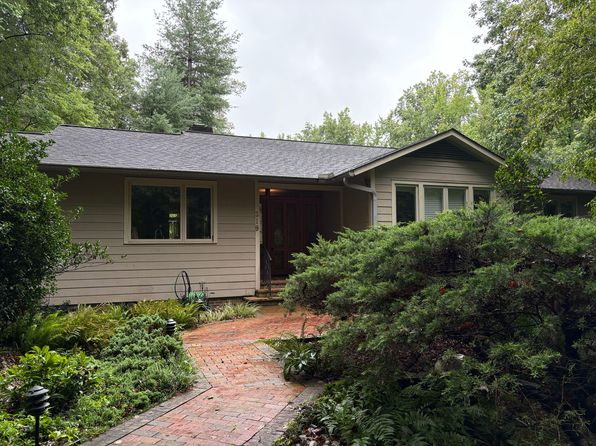 319 Burlage Cir