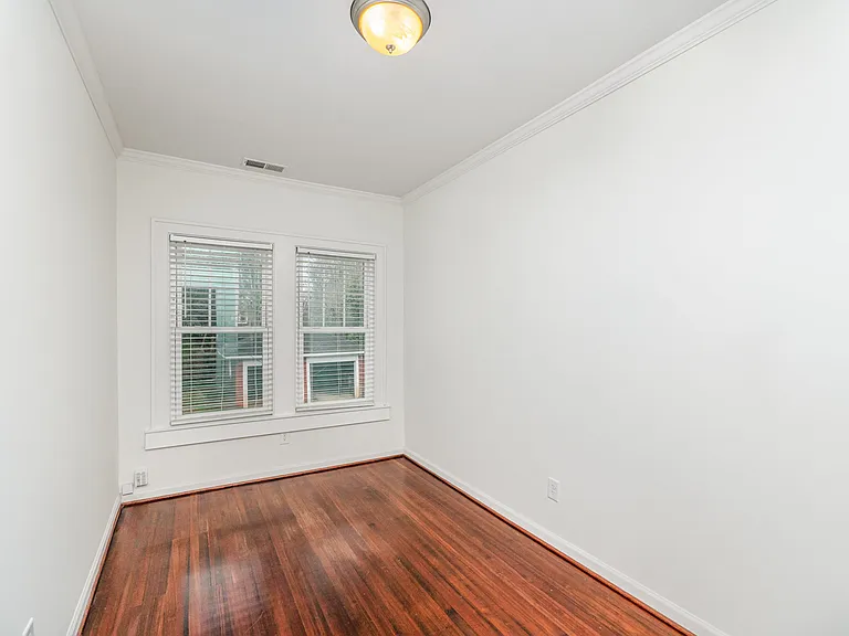 2110 Dartmouth Pl — Photo 19
