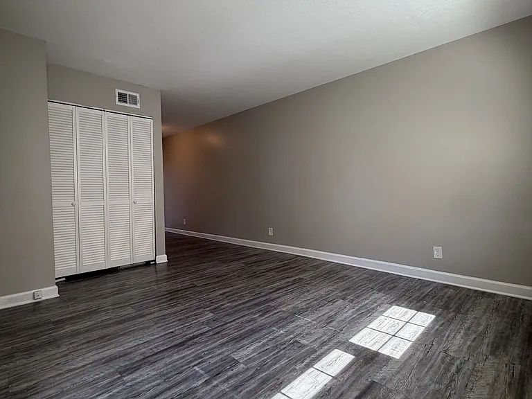3005 Mid Dale Ln — Photo 10