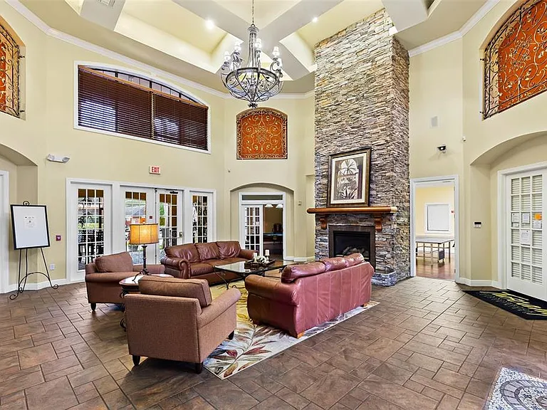 2200 Tuscany Trce #15 — Photo 33