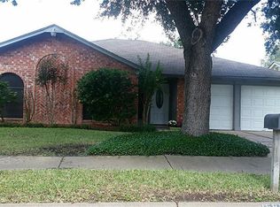 15914 Mal Paso Dr, Houston, TX 77082