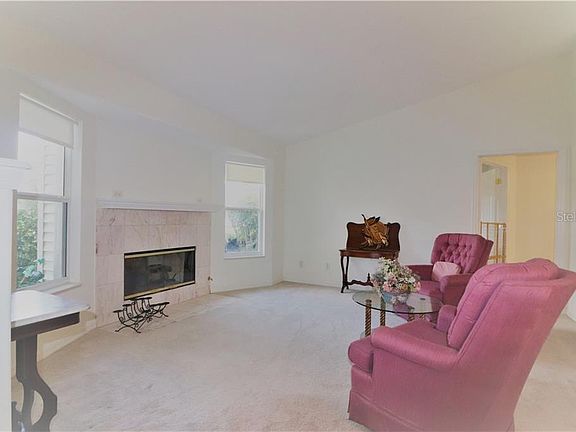 5th image of 5458 Sir Churchill Dr