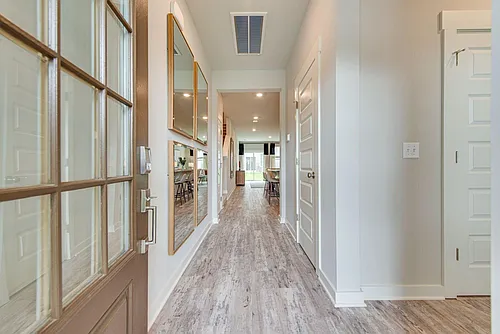 779 Mickelson Way Photo 1