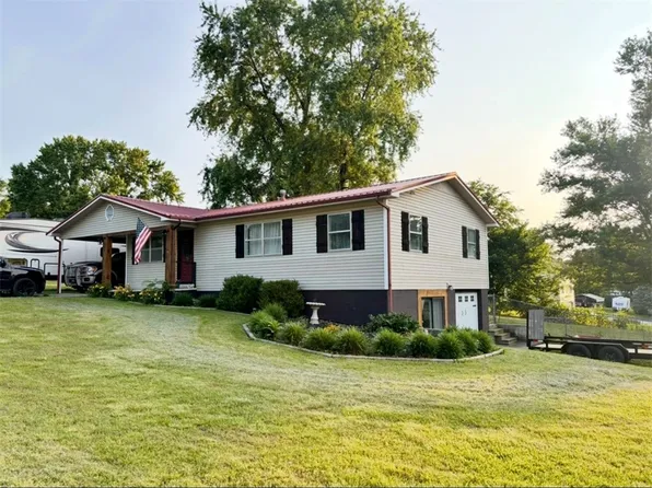 814 Ridge Crest Ln, Harrison, AR 72601