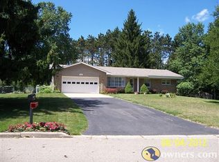 1512 Blue Ridge Dr, Lansing, MI 48917