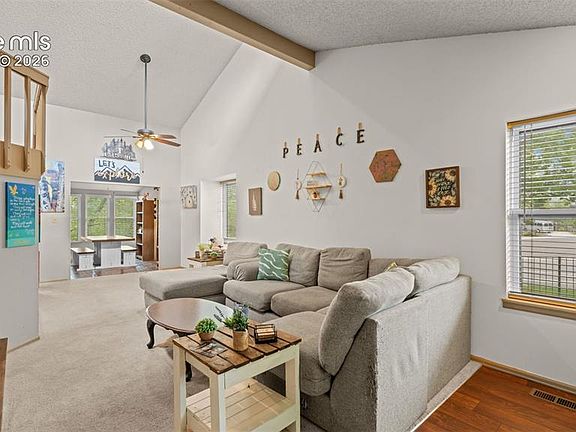 4th image of 4986 Daybreak Cir