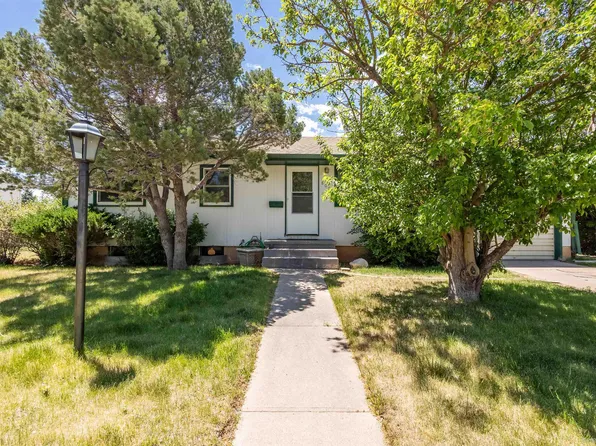 808 Mitchell St, Laramie, WY 82072