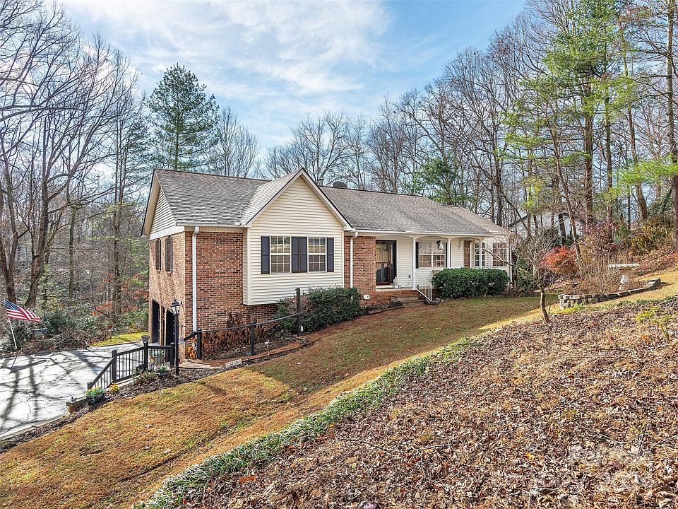 1st image of 543 Hunters Glen Ln