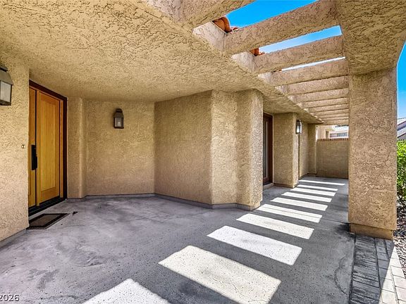 2nd image of 7296 Mission Hills Dr