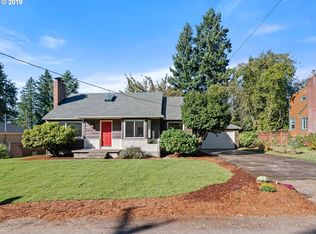 9943 SW 55th Ave, Portland, OR 97219
