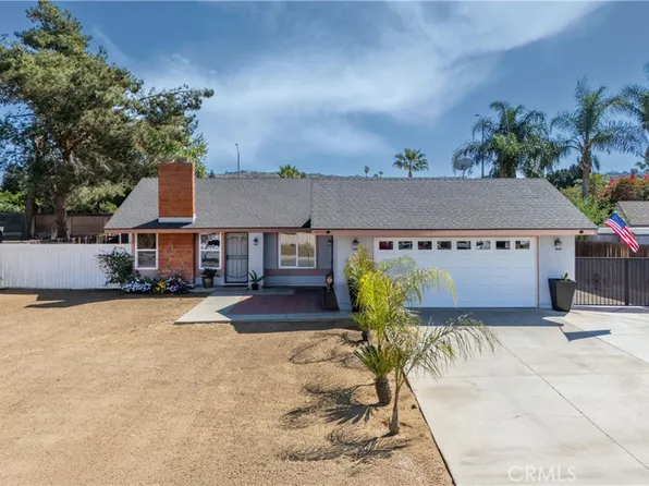 10992 Stonehenge Pl, Riverside, CA 92503