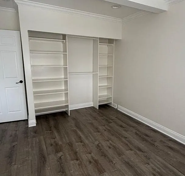 7305 Kester Ave — Photo 13
