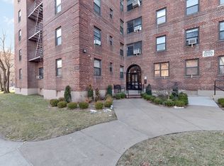 29-14 139 St #1D, Flusing, NY 11354